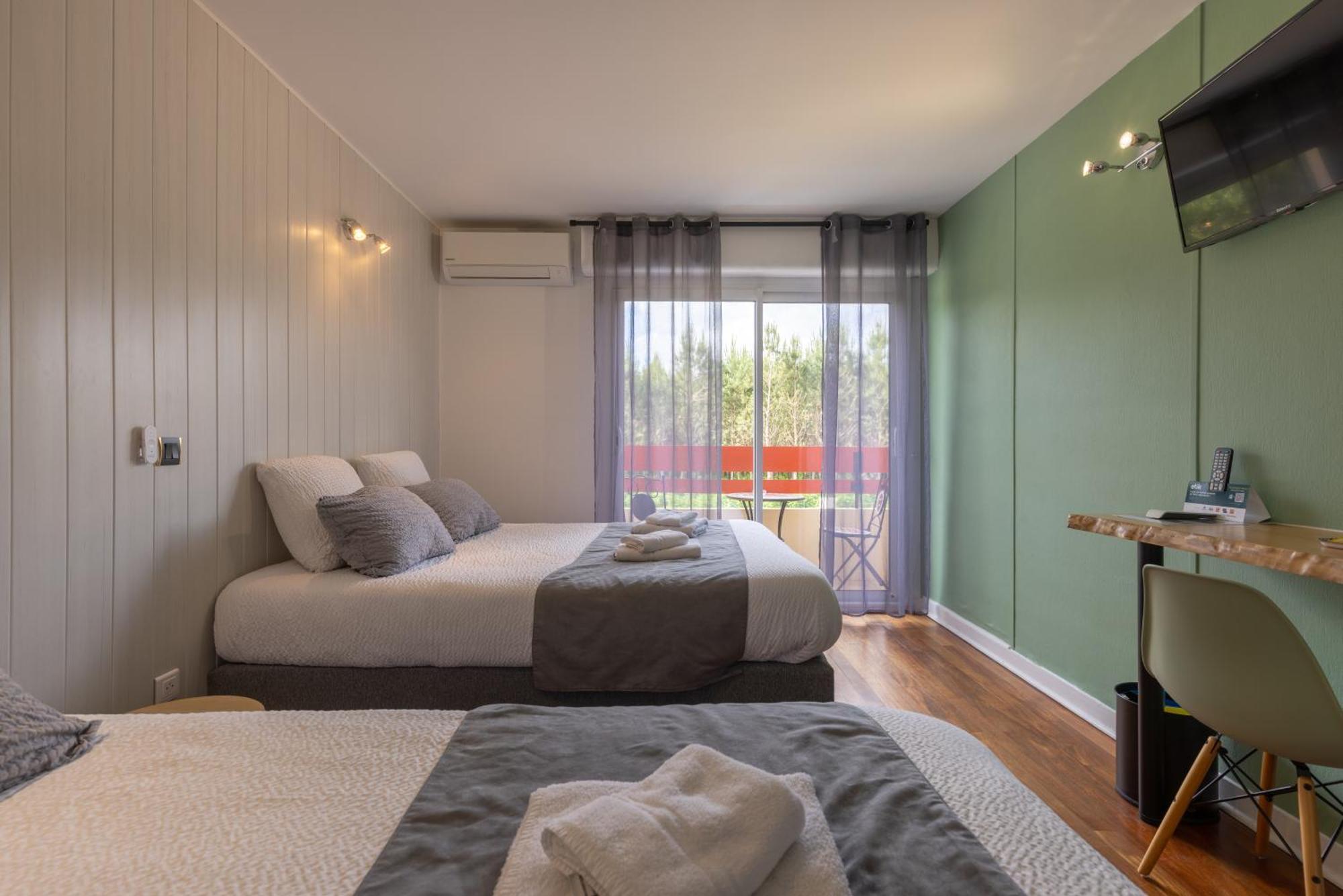 Hotel Paris Madrid Lesperon  ภายนอก รูปภาพ